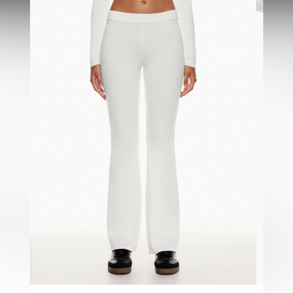 NWOT Aritzia Posey Pants